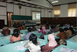 Lokakarya �Sosialisasi dan Pemantapan Biro Hukum PKMI� di Aula Puslitbang Kesehatan  Jl. Indrapura 17 Surabaya, Minggu , 1 Agustus 2010